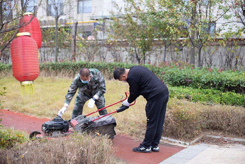 党员义务劳动日运动——走进敬老院-银河集团