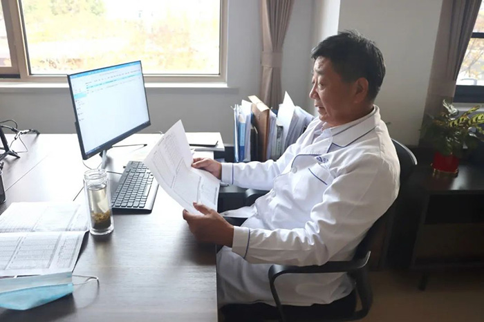 静而不止，，，，，，以温暖守望寒消“疫”去